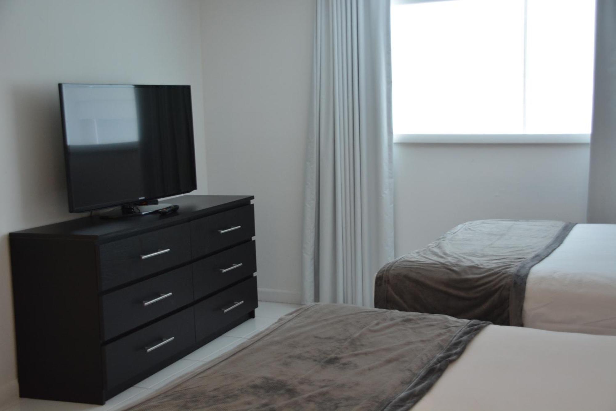 New Point Miami Beach Apartments Esterno foto