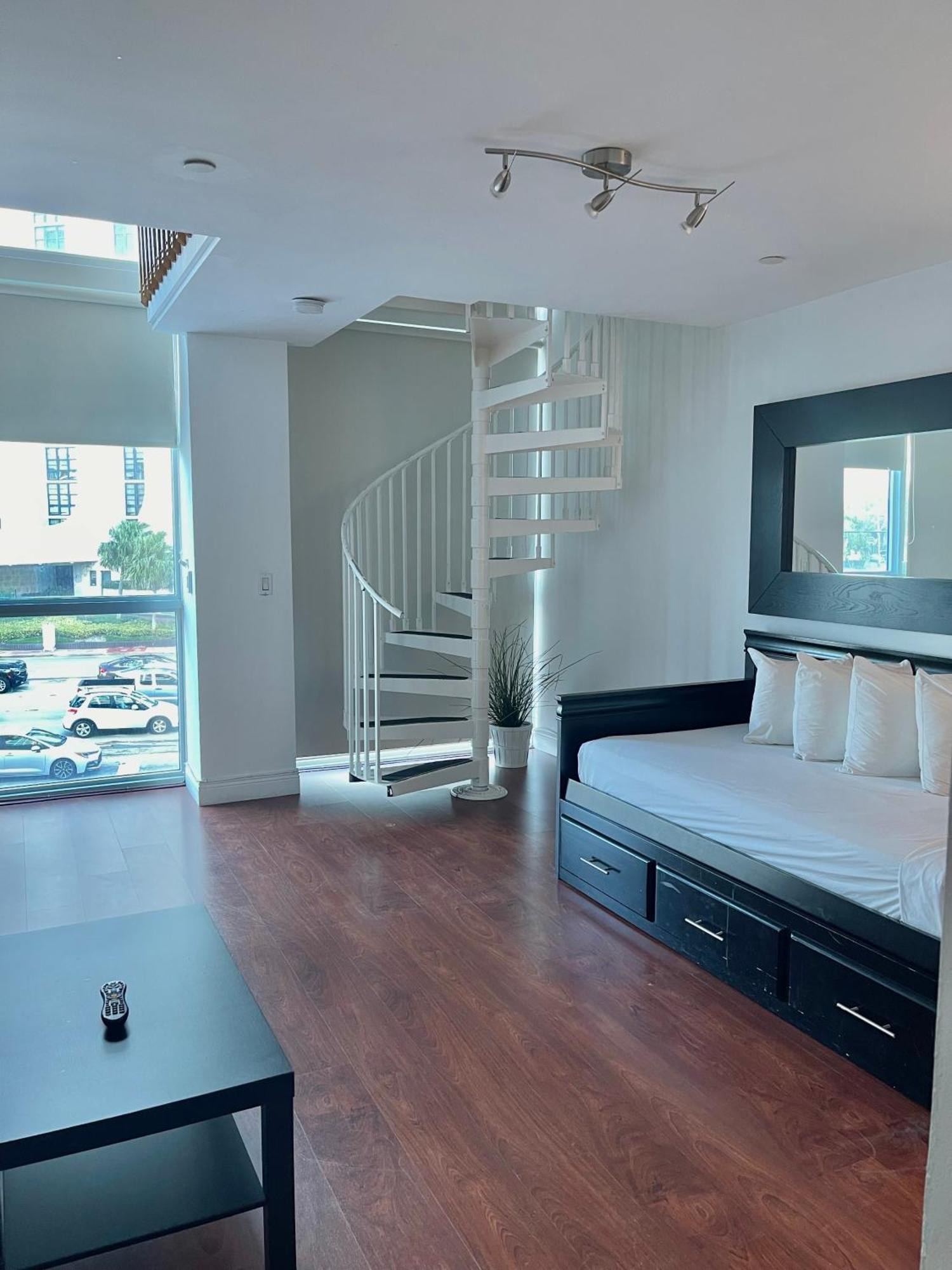 New Point Miami Beach Apartments Esterno foto